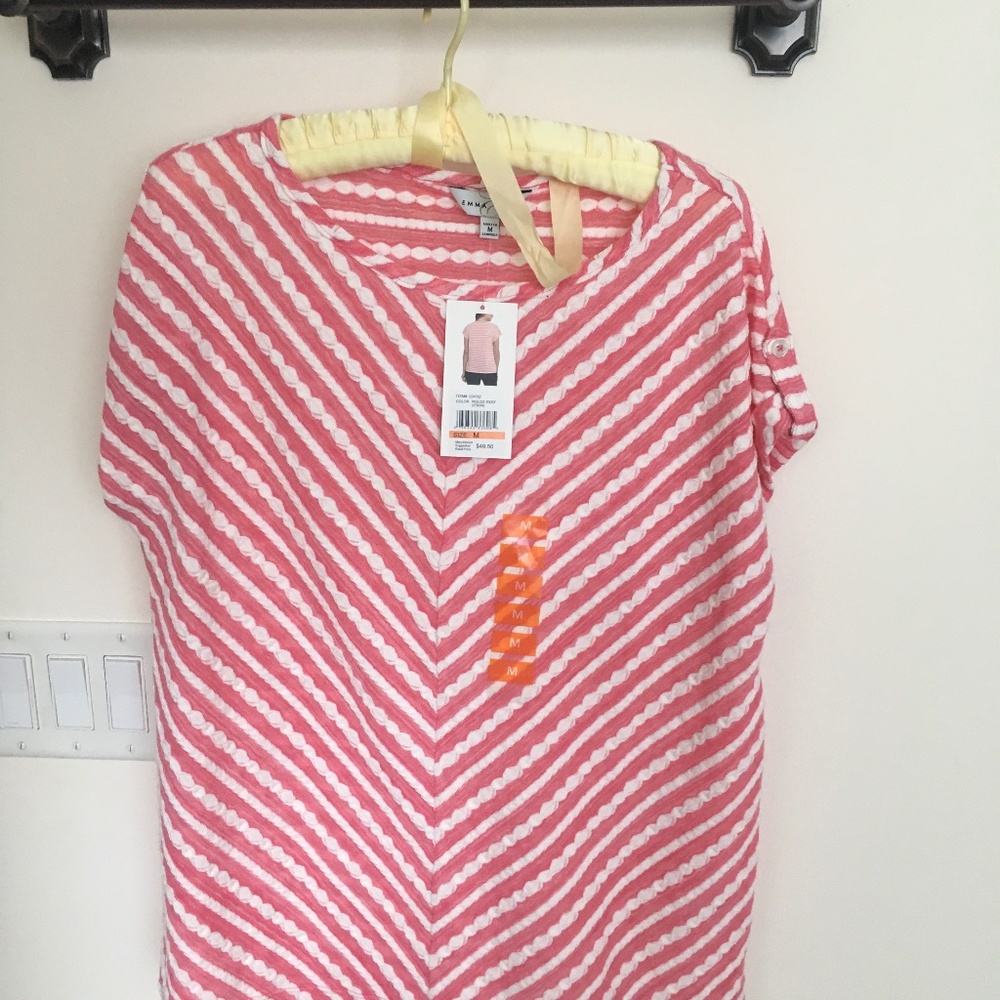 Pink and white top